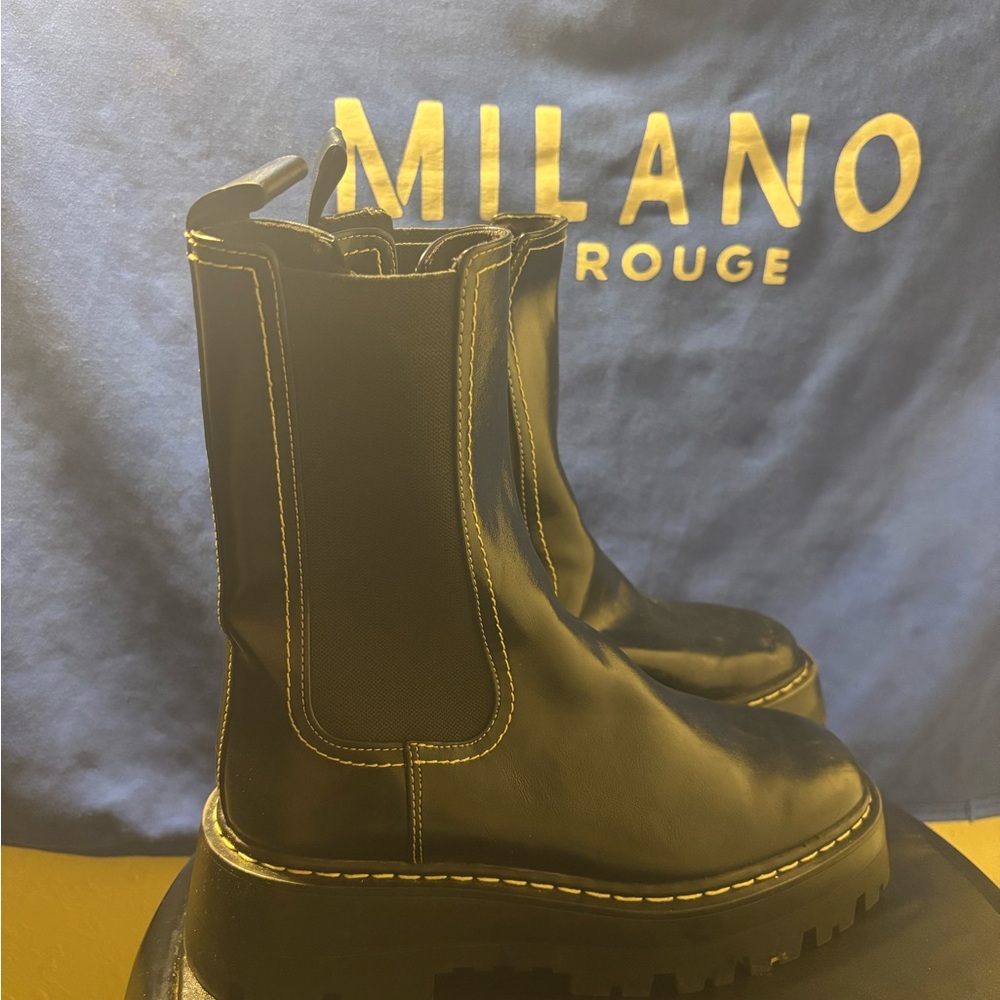 Black Leather Boots Mid-High